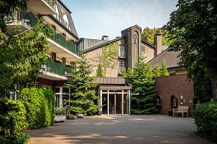 Waldhotel Tannenhäuschen Impression